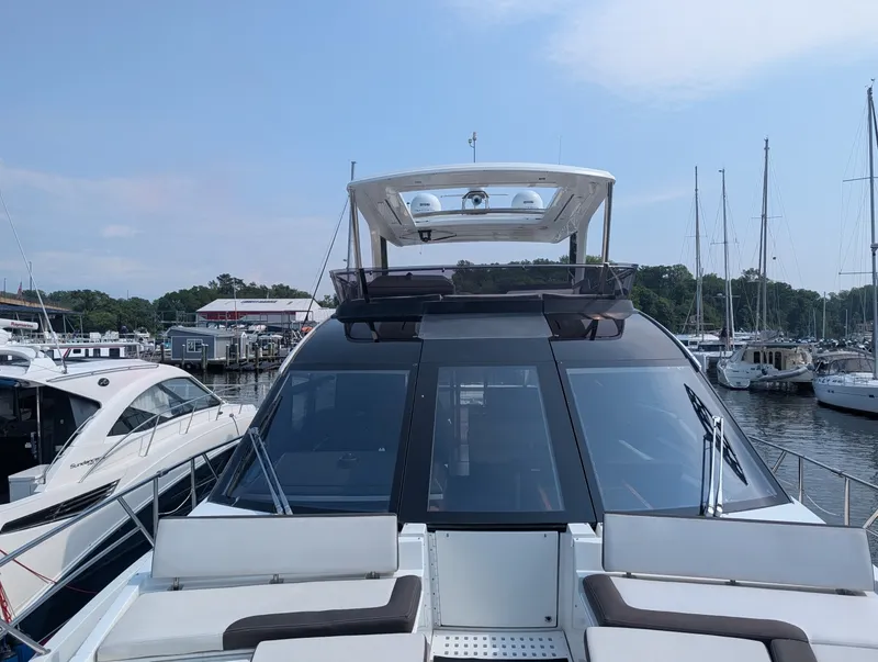 Slide: The Image of Galeon 640 FLY 2018 - 7392695
