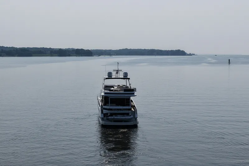 Slide: The Image of Galeon 640 FLY 2018 - 7392678