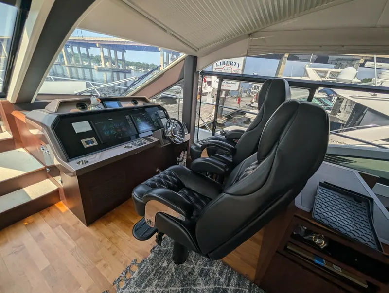 Slide: The Image of Galeon 640 FLY 2018 - 7392703