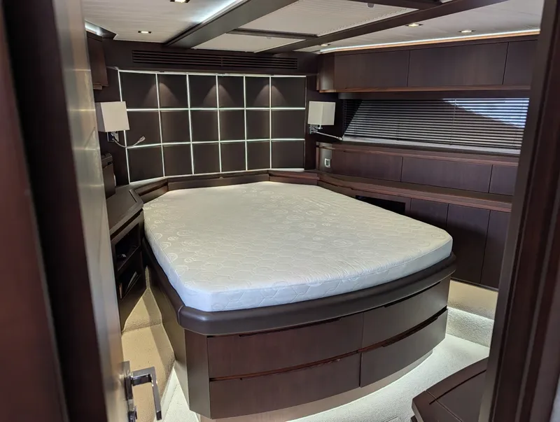 Slide: The Image of Galeon 640 FLY 2018 - 7392734