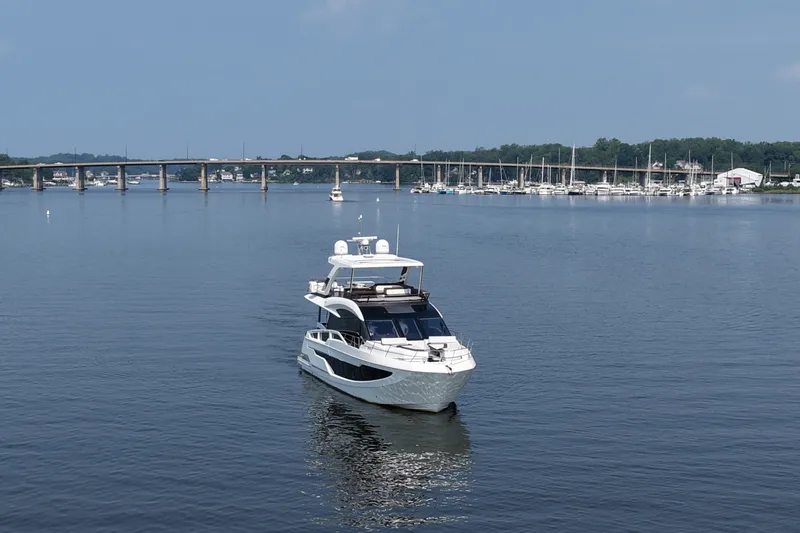 Slide: The Image of Galeon 640 FLY 2018 - 7392688
