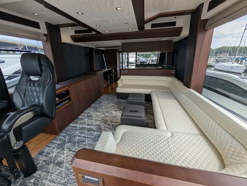 Slide: The Image of Galeon 640 FLY 2018 - 7392732