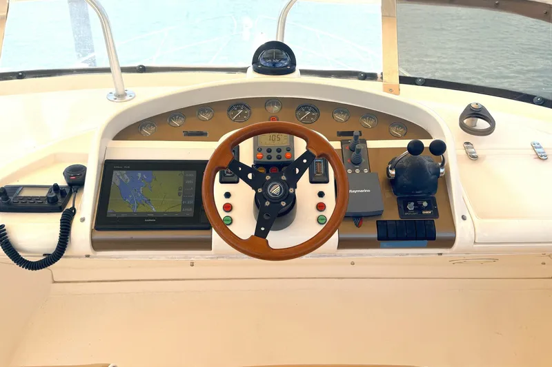 Slide: The Image of Fairline Squadron 55 2000 - 7394404