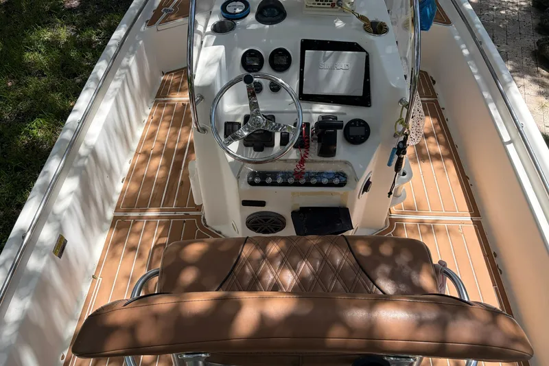 Slide: The Image of Scout 240 Bay Scout 2002 - 7770931
