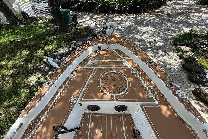 Slide: The Image of Scout 240 Bay Scout 2002 - 7770935
