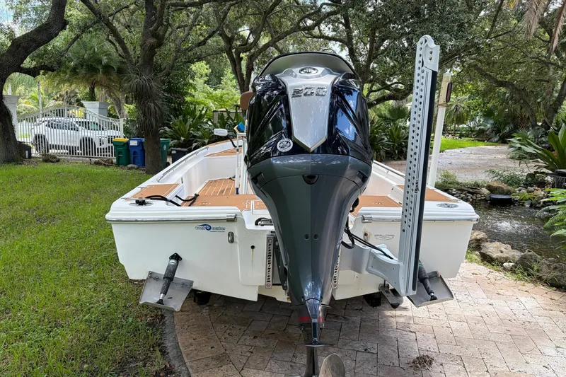 Slide: The Image of Scout 240 Bay Scout 2002 - 7770944