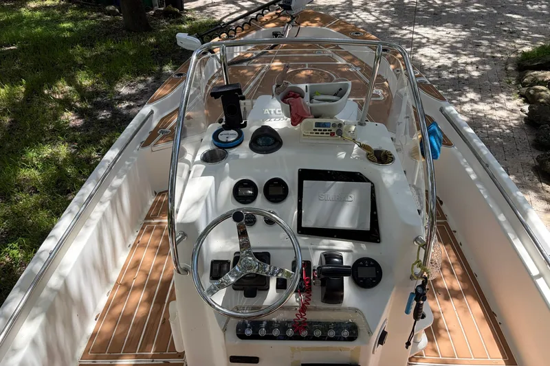 Slide: The Image of Scout 240 Bay Scout 2002 - 7770929