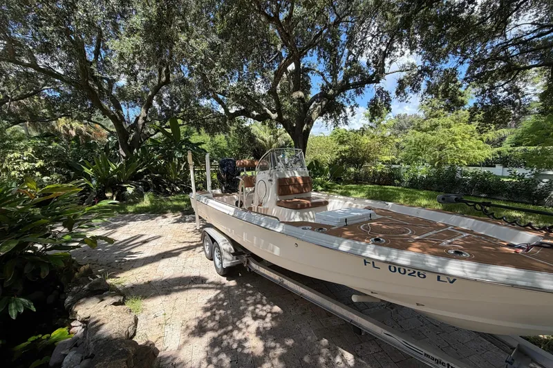 Slide: The Image of Scout 240 Bay Scout 2002 - 7770920