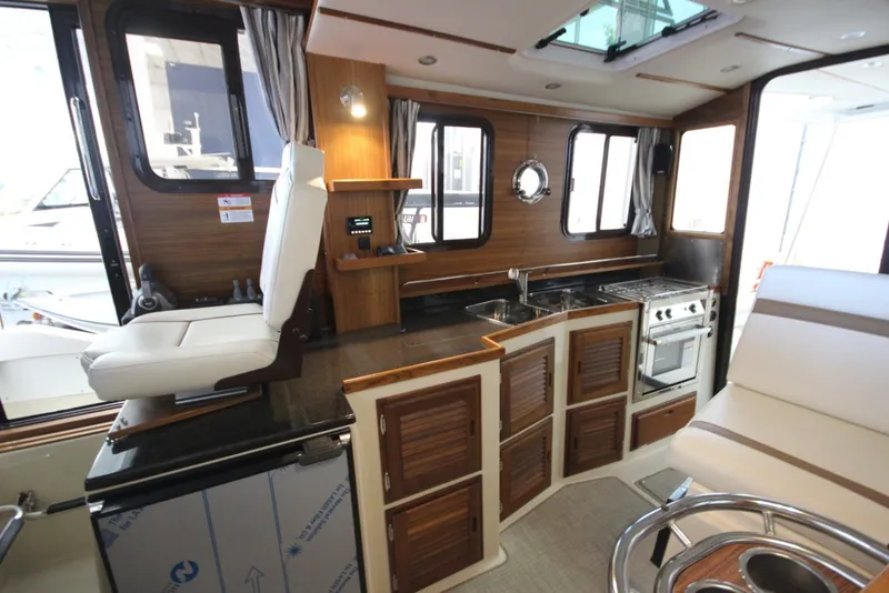 Slide: The Image of Ranger Tug R-31 Command Bridge Luxury Edition 2026 - 7398455
