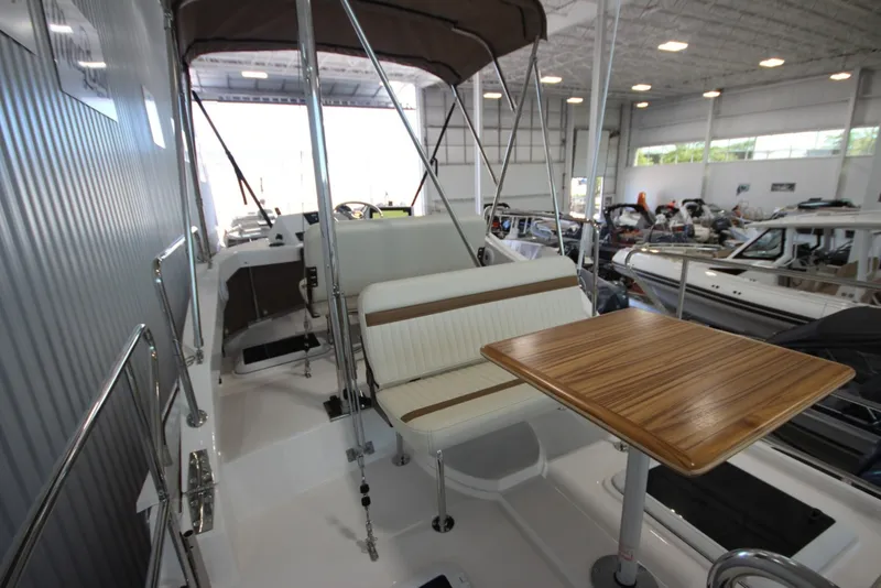 Slide: The Image of Ranger Tug R-31 Command Bridge Luxury Edition 2026 - 7398435