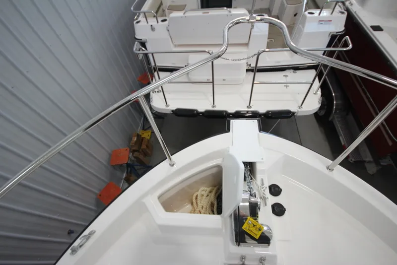 Slide: The Image of Ranger Tug R-31 Command Bridge Luxury Edition 2026 - 7398480