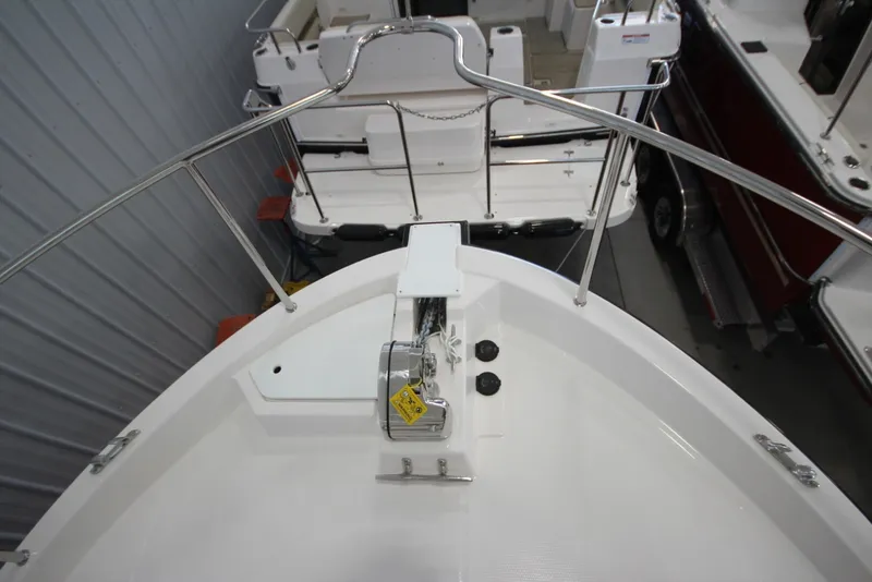 Slide: The Image of Ranger Tug R-31 Command Bridge Luxury Edition 2026 - 7398479