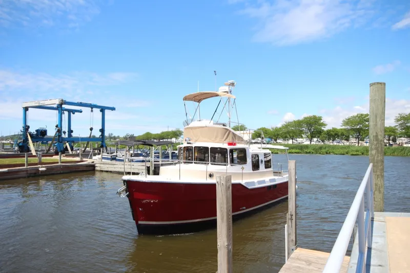 Slide: The Image of Ranger Tug R-31 Command Bridge Luxury Edition 2026 - 7398414