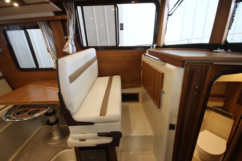 Slide: The Image of Ranger Tug R-31 Command Bridge Luxury Edition 2026 - 7398473