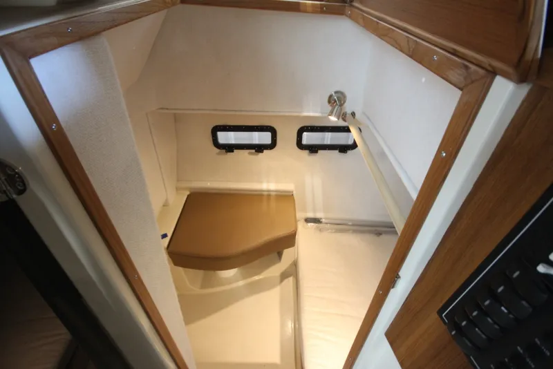 Slide: The Image of Ranger Tug R-31 Command Bridge Luxury Edition 2026 - 7398446