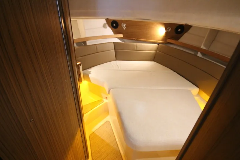 Slide: The Image of Ranger Tug R-31 Command Bridge Luxury Edition 2026 - 7398463