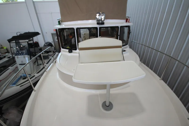 Slide: The Image of Ranger Tug R-31 Command Bridge Luxury Edition 2026 - 7398476