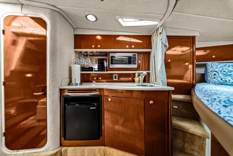 Slide: The Image of Sea Ray 310 Sundancer 2009 - 7399628