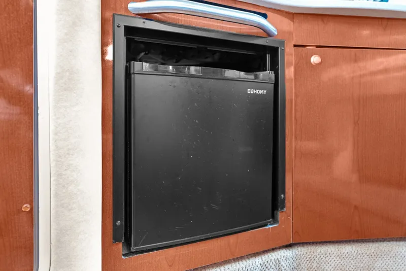 Slide: The Image of Sea Ray 310 Sundancer 2009 - 7399644