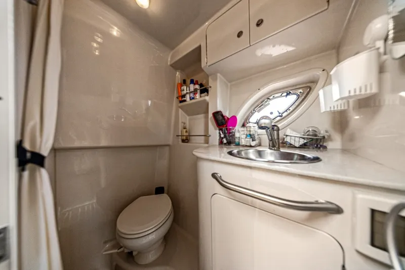 Slide: The Image of Sea Ray 310 Sundancer 2009 - 7399629