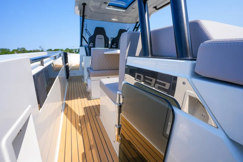 Slide: The Image of De Antonio Yachts D32 2027 - 7400128