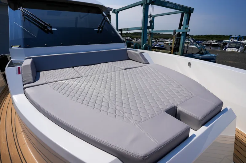 Slide: The Image of De Antonio Yachts D32 2027 - 7400155