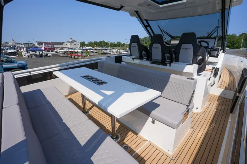Slide: The Image of De Antonio Yachts D32 2027 - 7400199