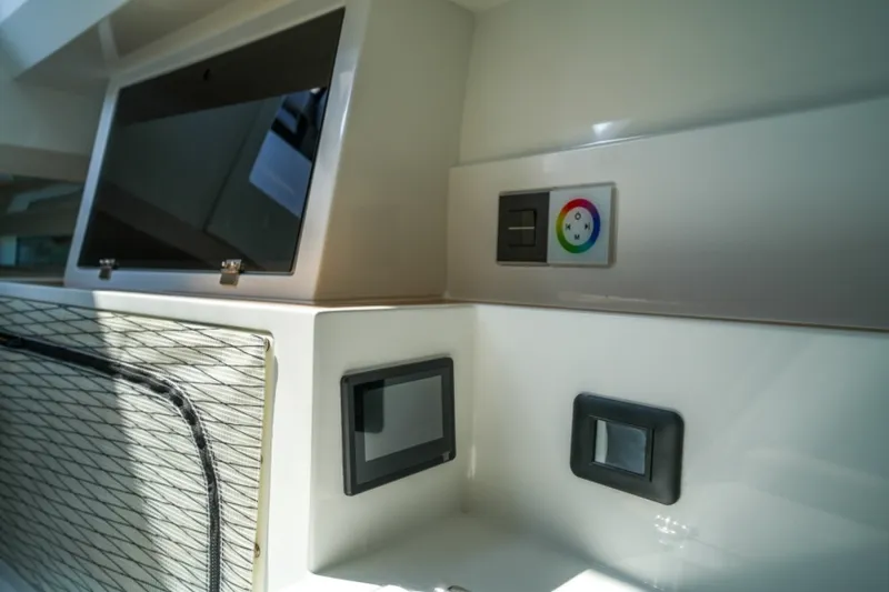 Slide: The Image of De Antonio Yachts D32 2027 - 7400227