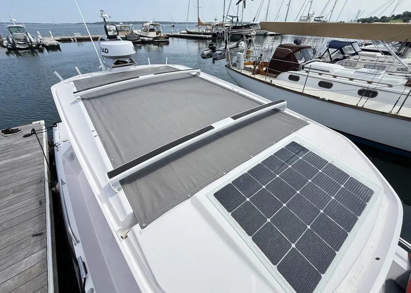 Slide: The Image of Axopar 28 Cabin 2022 - 7400428
