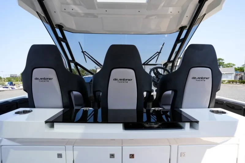 Slide: The Image of De Antonio Yachts D32 2027 - 7400249