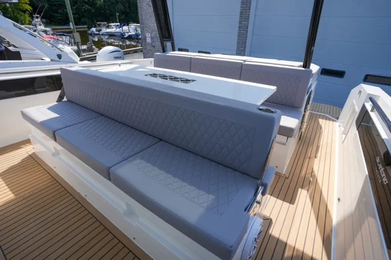Slide: The Image of De Antonio Yachts D32 2027 - 7400252