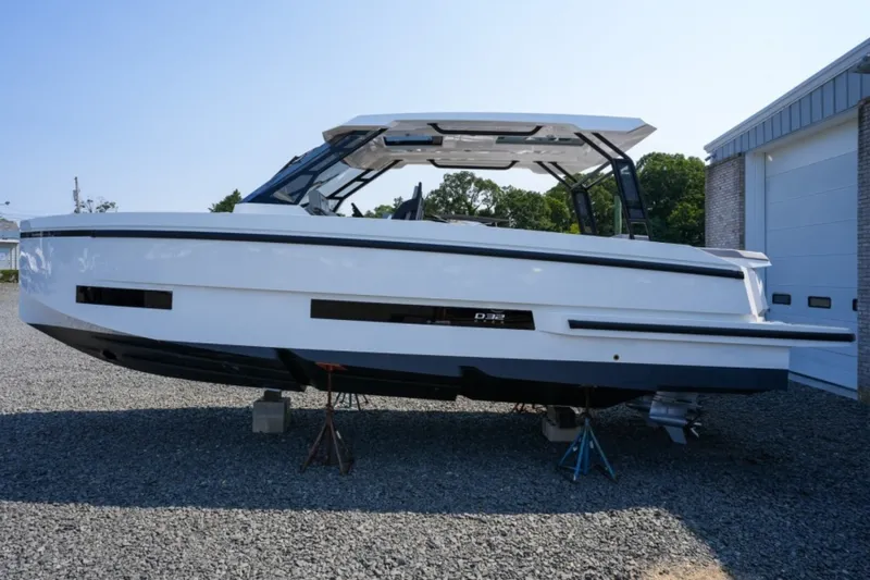 Slide: The Image of De Antonio Yachts D32 2027 - 7400235