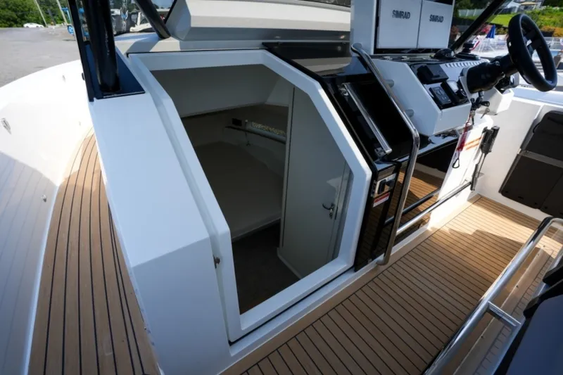 Slide: The Image of De Antonio Yachts D32 2027 - 7400276