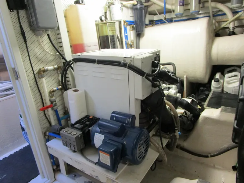 Slide: The Image of Air Conditioner Chiller - 8604652