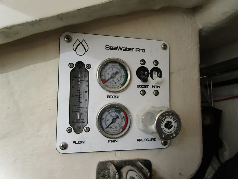 Slide: The Image of New Watermaker - 8604647