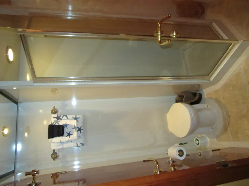 Slide: The Image of Port Guest Shower - 8604556