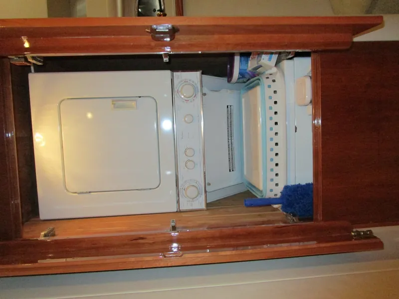 Slide: The Image of Laundry Center - 8604507