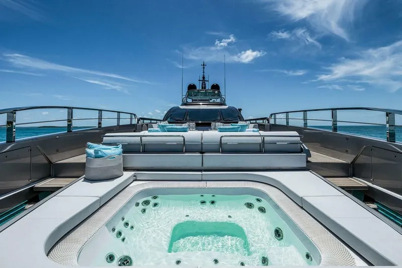 Slide: The Image of Riva Bellissima 2023 - 7400739