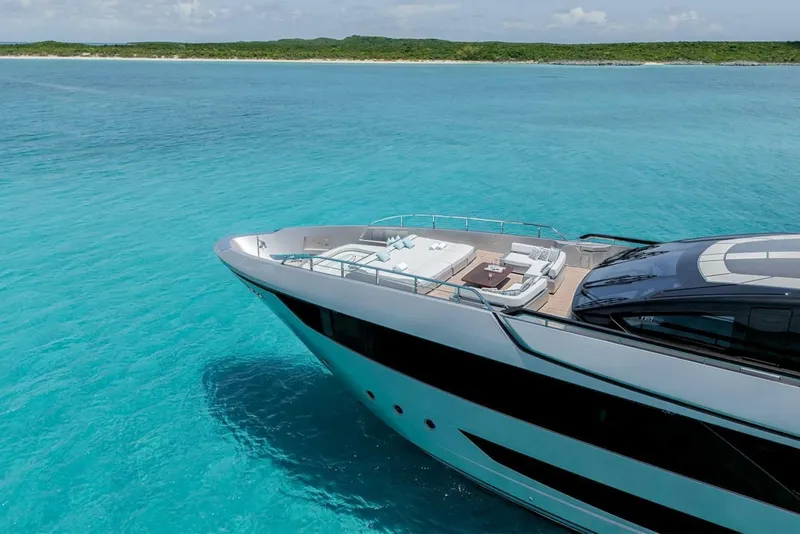Slide: The Image of Riva Bellissima 2023 - 7400730