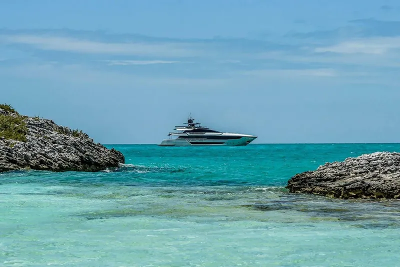 Slide: The Image of Riva Bellissima 2023 - 7400726