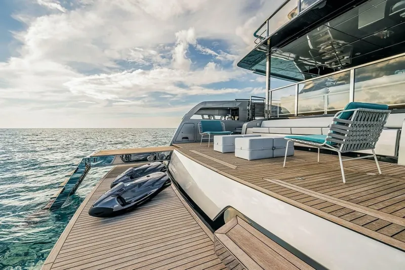 Slide: The Image of Riva Bellissima 2023 - 7400734