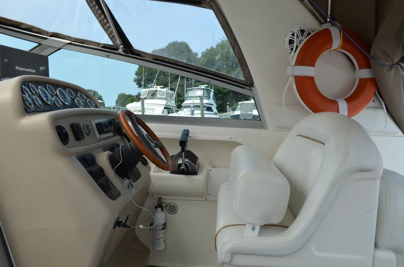 Slide: The Image of Sea Ray Sundancer 1998 - 7401251