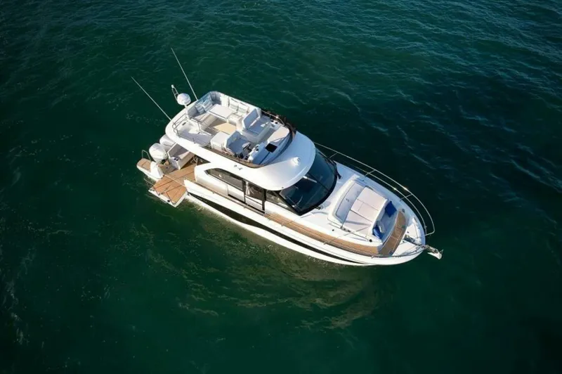 Slide: The Image of Beneteau Antares 12 Fly 2027 - 7404918