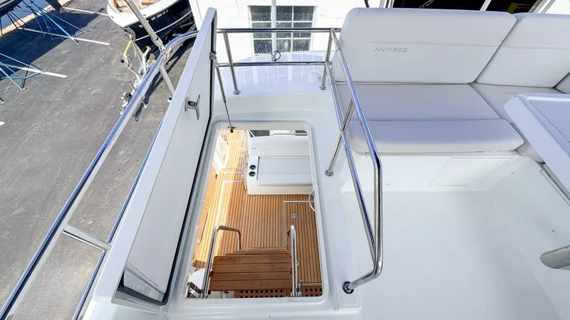 Slide: The Image of Beneteau Antares 12 Fly 2027 - 7843238