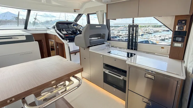 Slide: The Image of Beneteau Antares 12 Fly 2027 - 7843244