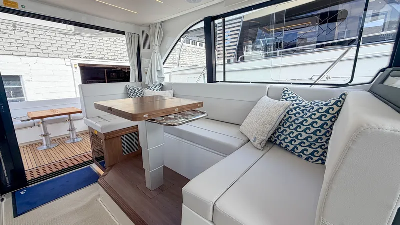 Slide: The Image of Beneteau Antares 12 Fly 2027 - 7843256