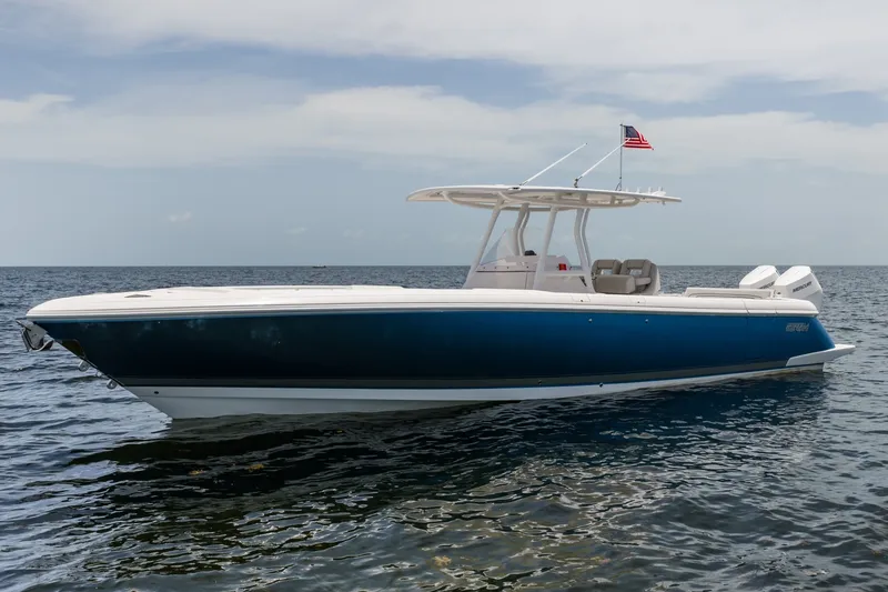 Slide: The Image of Intrepid 345 Nomad FE 2023 - 7405003