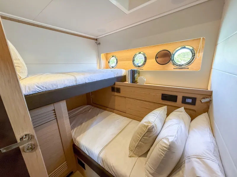 Slide: The Image of Beneteau Swift Trawler 54 2026 - 7405050