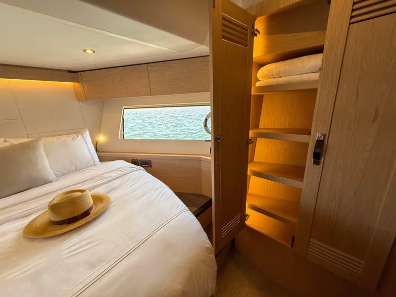Slide: The Image of Beneteau Swift Trawler 54 2026 - 7405047