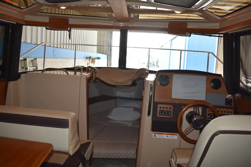 Slide: The Image of Ranger Tug R23 2019 - 7405805